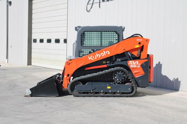 Image of Kubota SVL65-2 equipment image 2