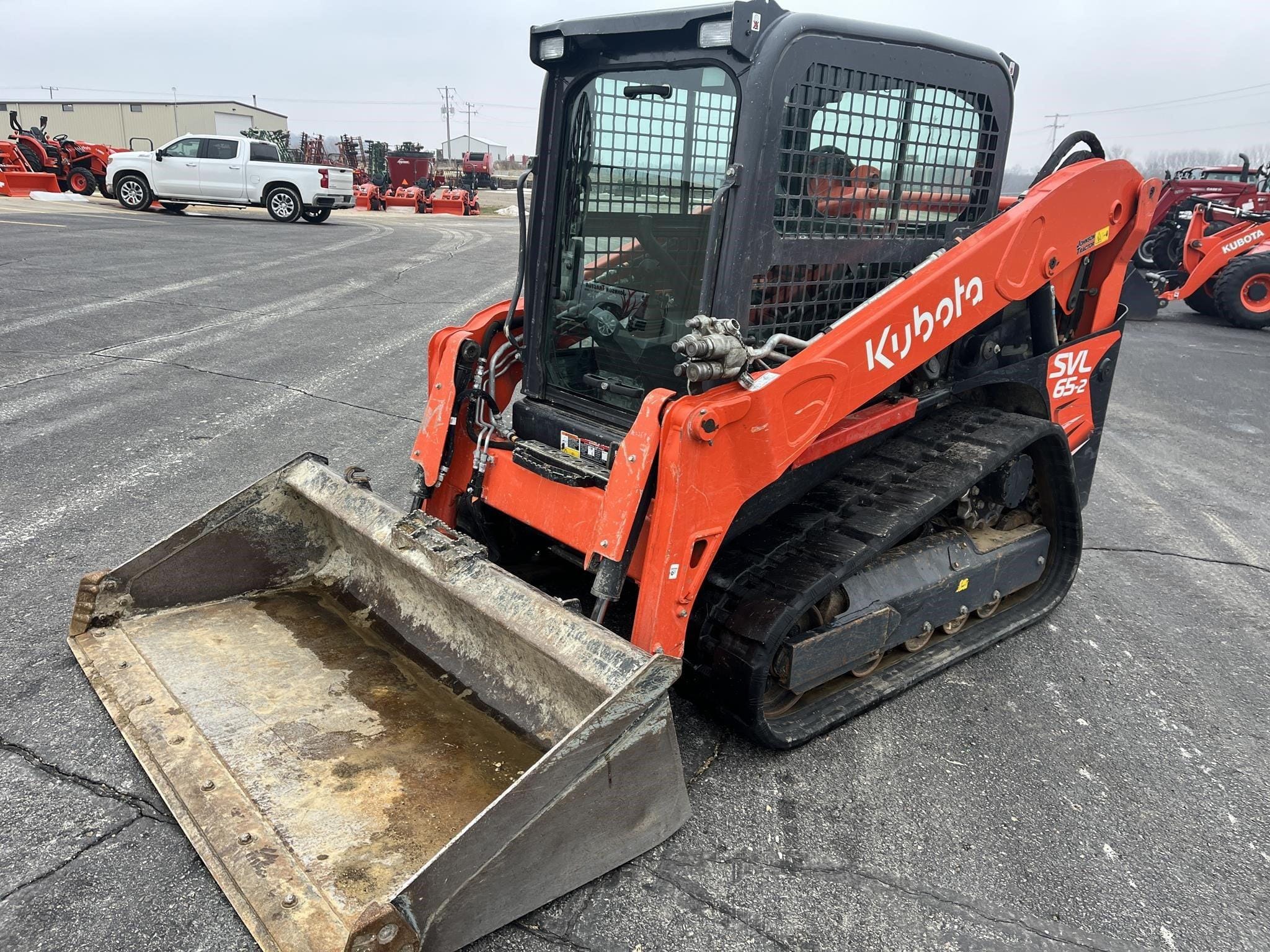 2022 Kubota SVL65-2HFWC Equipment Image0