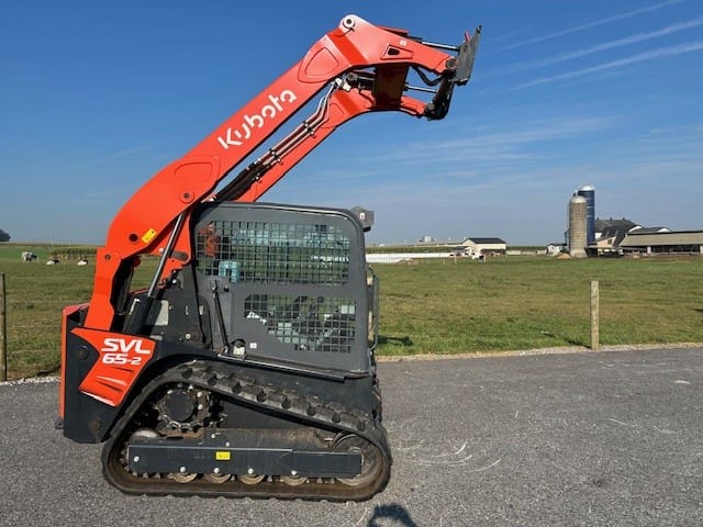 2022 Kubota SVL65-2 Equipment Image0