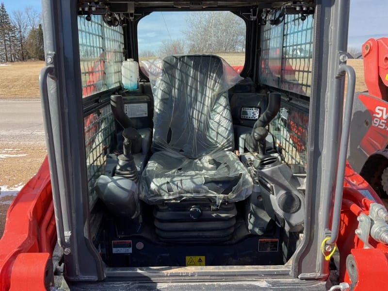 Main image Kubota SVL75-2