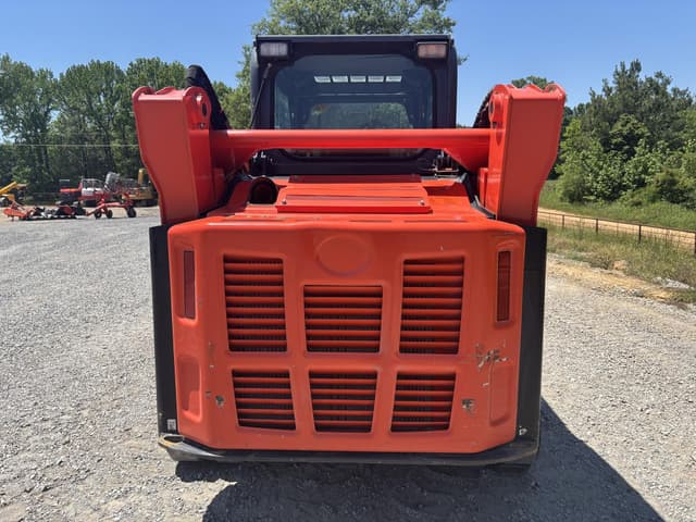 Image of Kubota SVL75-2 equipment image 3