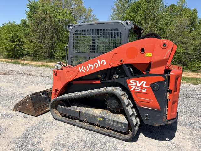 Image of Kubota SVL75-2 equipment image 2