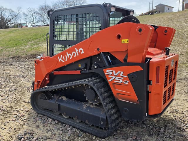 Image of Kubota SVL75-2 equipment image 2