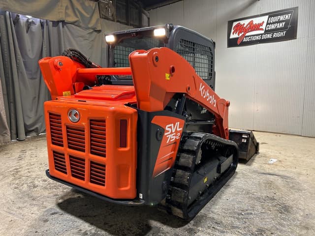 Image of Kubota SVL75-2 equipment image 3