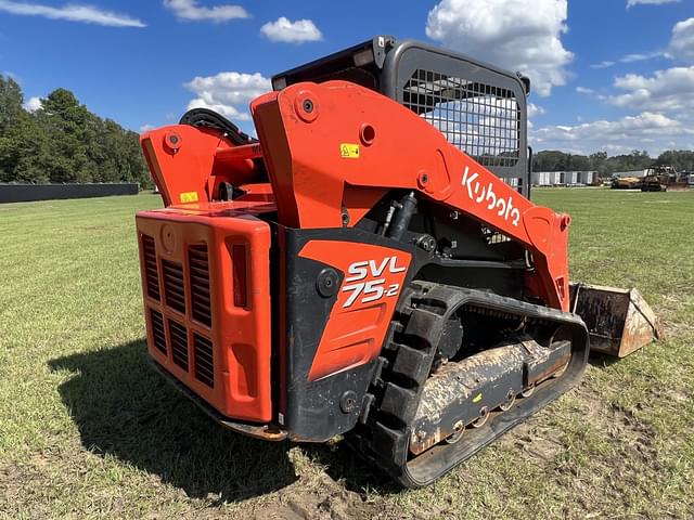 Image of Kubota SVL75-2 equipment image 2