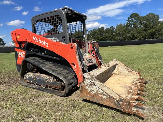 Image of Kubota SVL75-2 equipment image 1