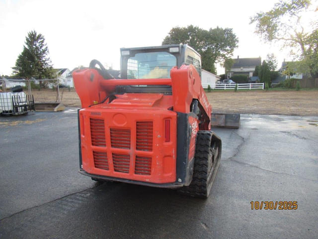Image of Kubota SVL75-2 equipment image 3