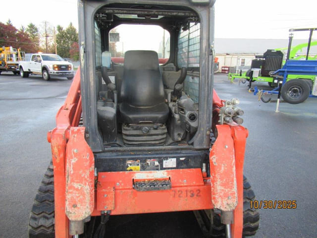 Image of Kubota SVL75-2 equipment image 2