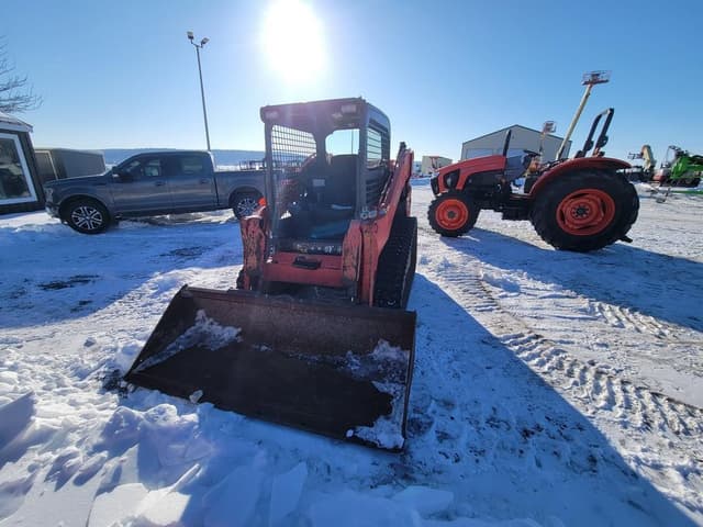 Image of Kubota SVL75-2 equipment image 1