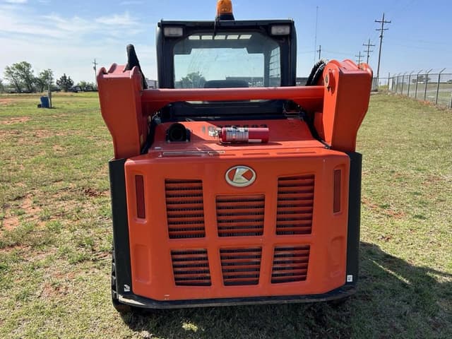 Image of Kubota SVL75-2 equipment image 3