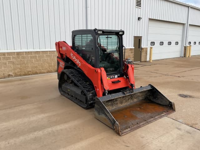 Image of Kubota SVL75-2 equipment image 2
