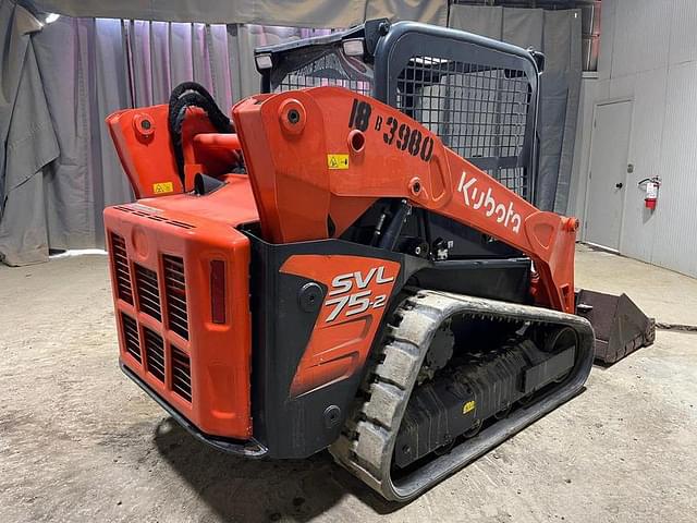 Image of Kubota SVL75-2 equipment image 4