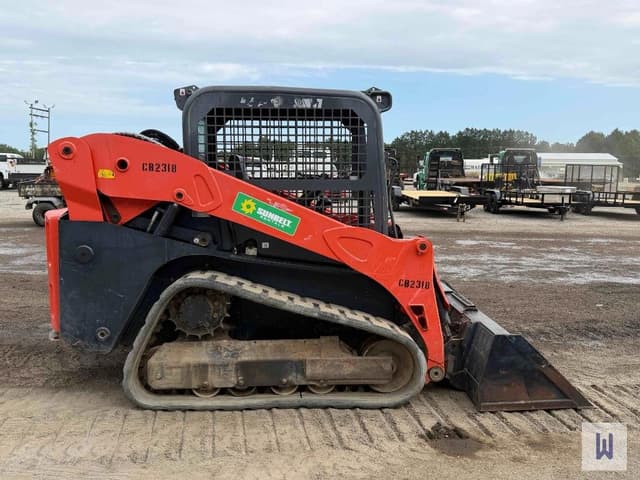 Image of Kubota SVL75-2 equipment image 4