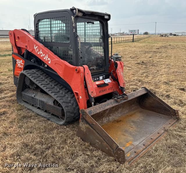 Image of Kubota SVL75-2 equipment image 2