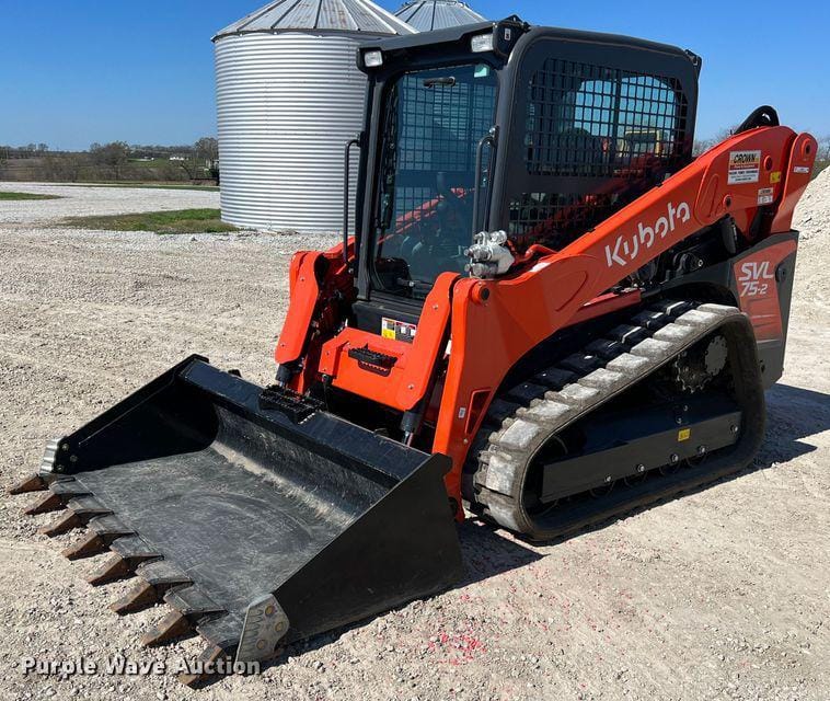 Main image Kubota SVL75-2