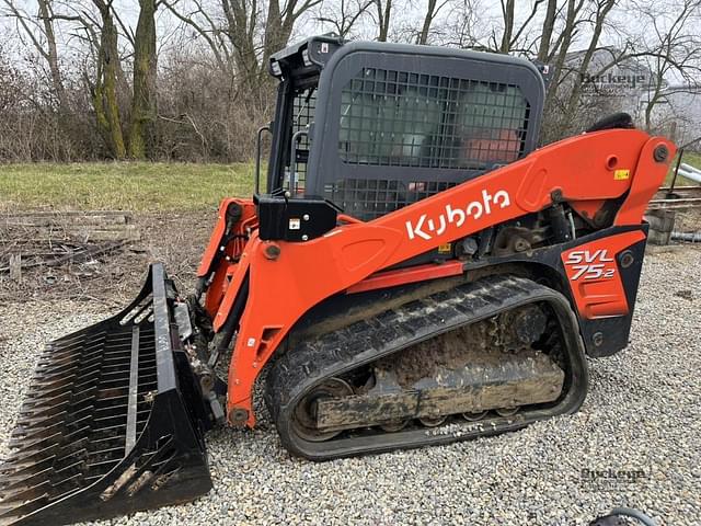 Image of Kubota SVL75 equipment image 2