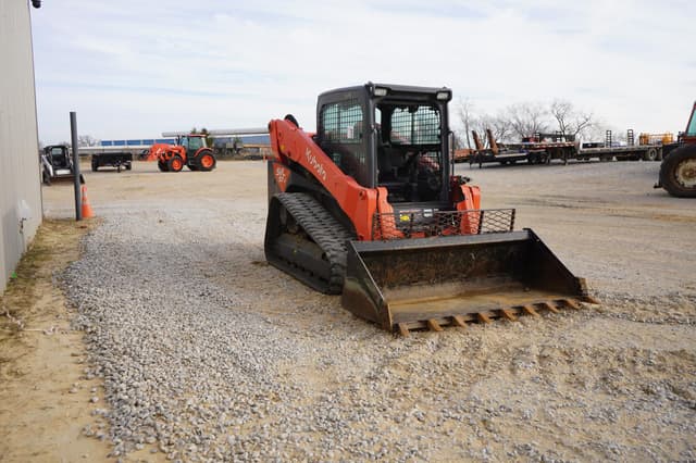 Image of Kubota SVL97-2 equipment image 3