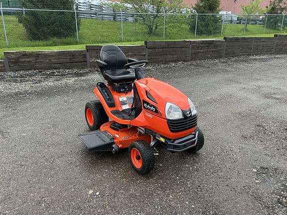 Image of Kubota T2290 Primary image