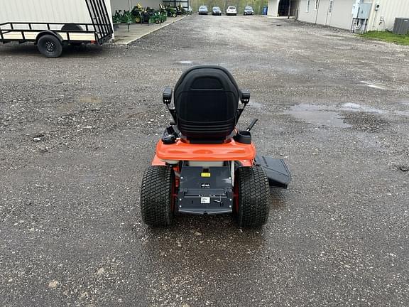 Image of Kubota T2290 equipment image 4