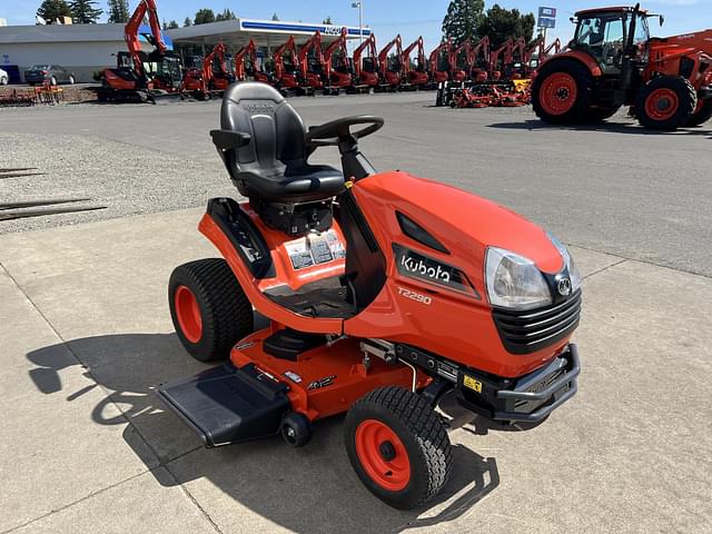 Image of Kubota T2290 equipment image 3