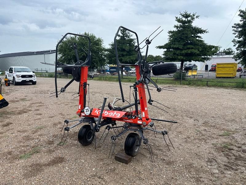 Image of Kubota TE4052T Image 1