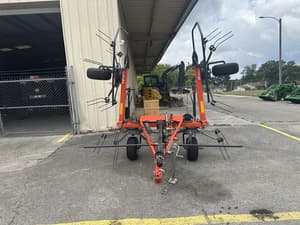 2022 Kubota TE4052T Image