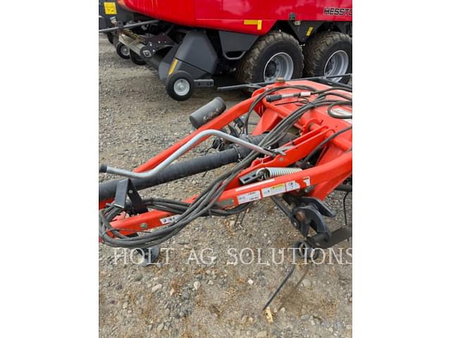 Image of Kubota TE8511T equipment image 2