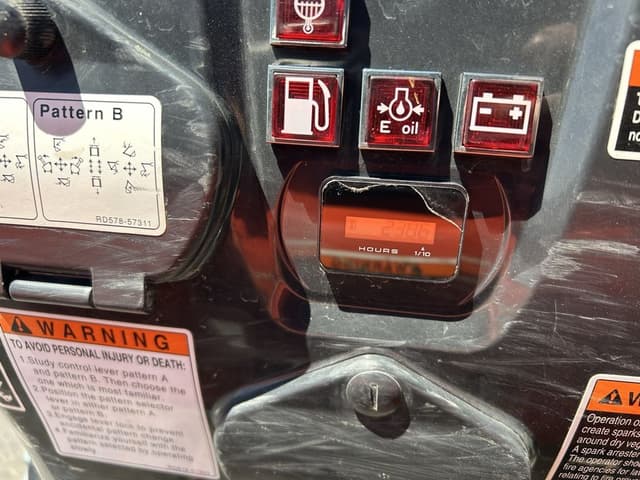 Image of Kubota U10-5 equipment image 4