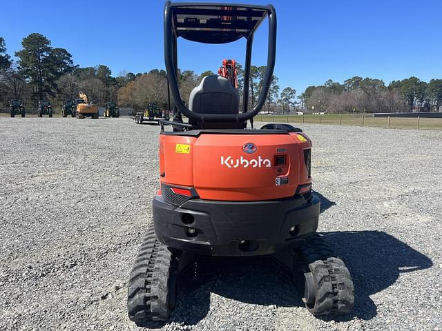 Image of Kubota U35-4 equipment image 3