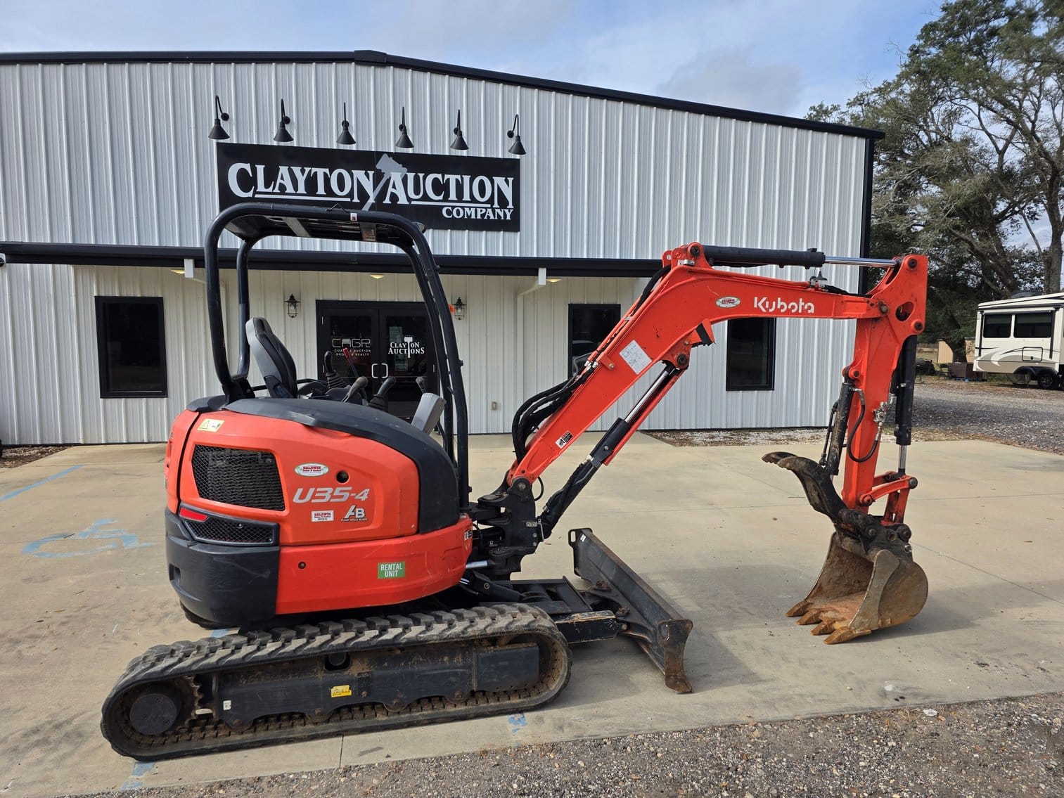 2022 Kubota U35-4 Equipment Image0