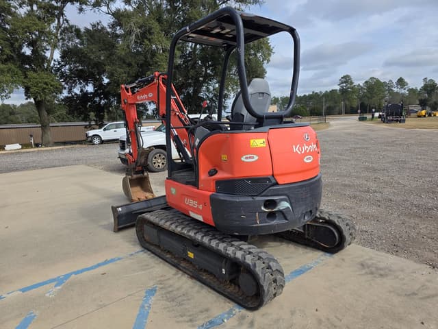 Image of Kubota U35-4 equipment image 2