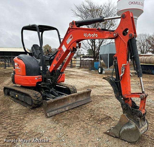 Image of Kubota U35-4 equipment image 2