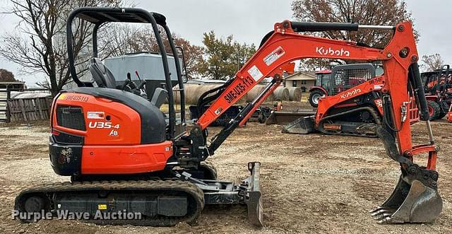 Image of Kubota U35-4 equipment image 3