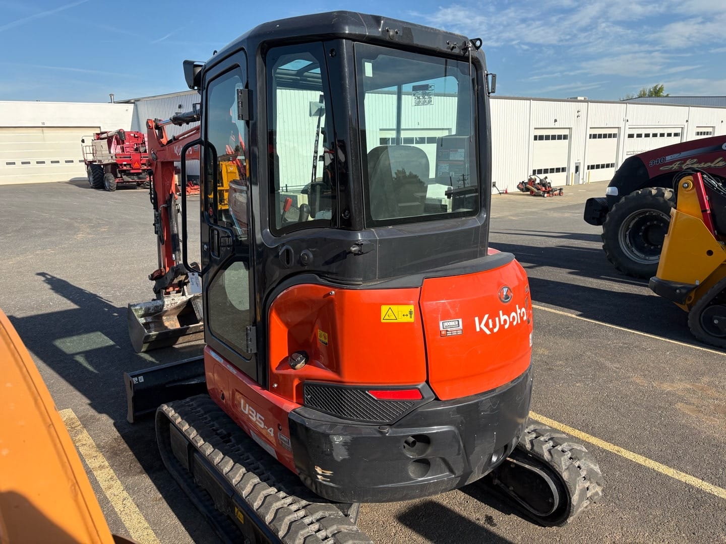 2022 Kubota U35-4R3A Equipment Image0