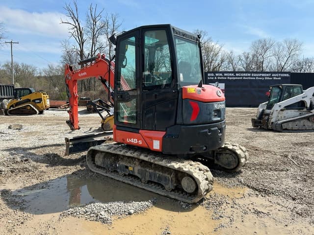 Image of Kubota U48-5 equipment image 1