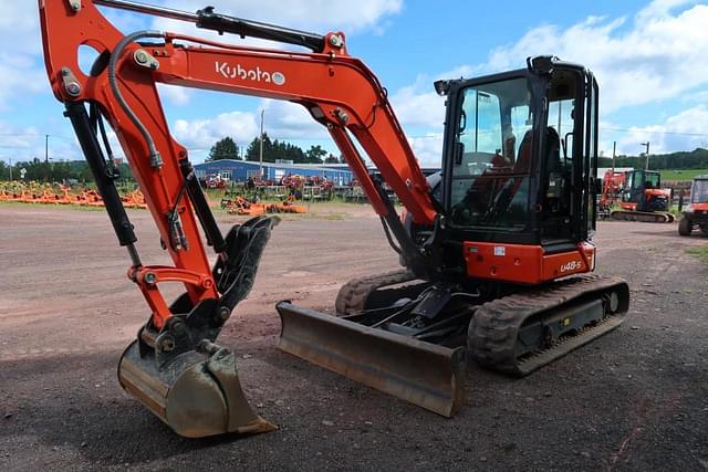 Image of Kubota U48-5 equipment image 3