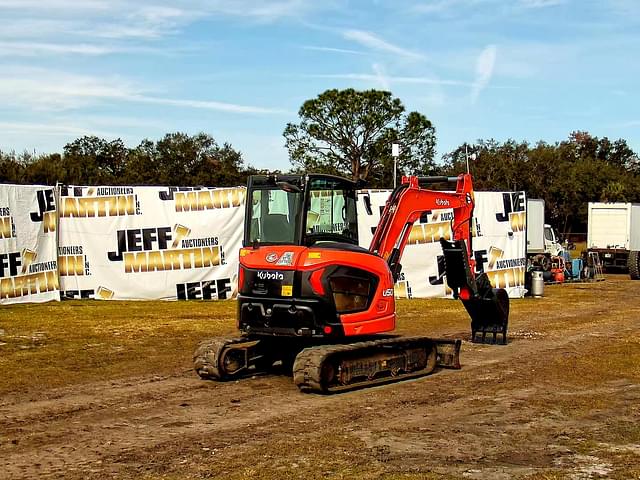 Image of Kubota U50-5 equipment image 4