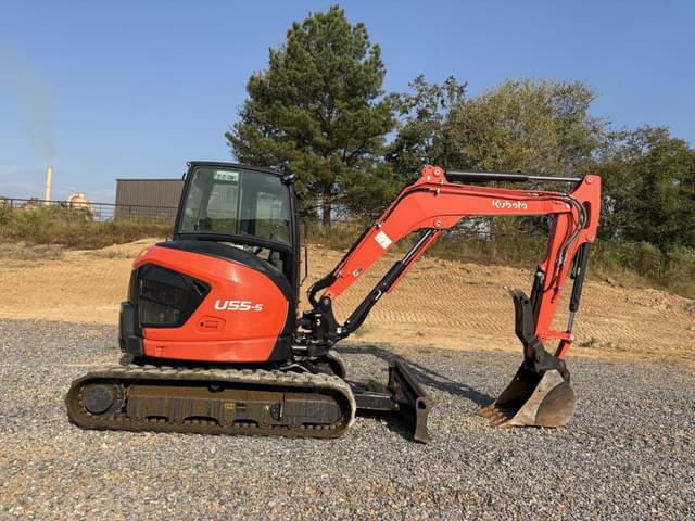Image of Kubota U55-5 equipment image 1