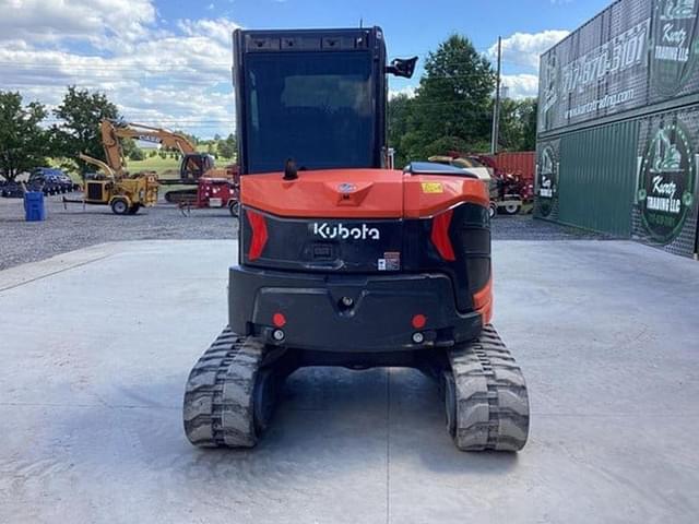 Image of Kubota U55-5 equipment image 2