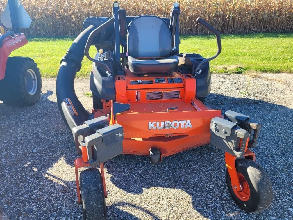 2022 Kubota Z411 Equipment Image0