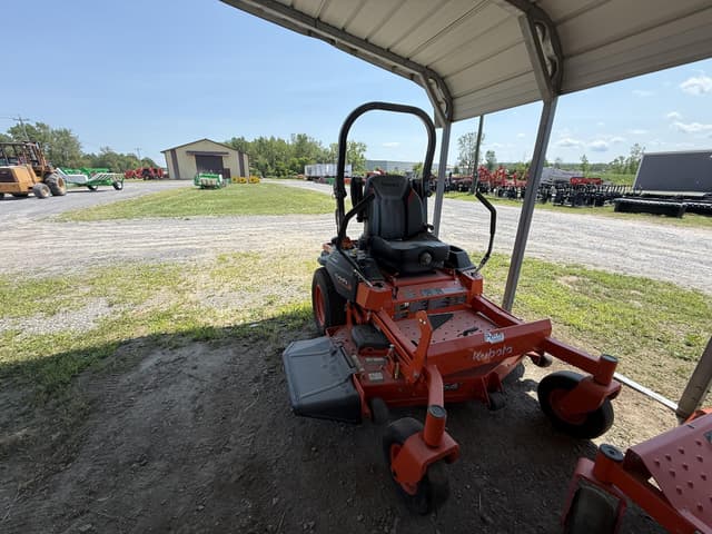 Image of Kubota Z724X equipment image 1