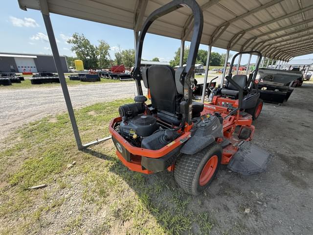 Image of Kubota Z724X equipment image 3