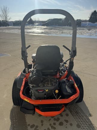 Image of Kubota Z726X equipment image 3