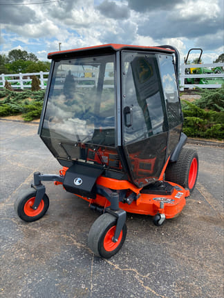 2022 Kubota ZD1211 Equipment Image0