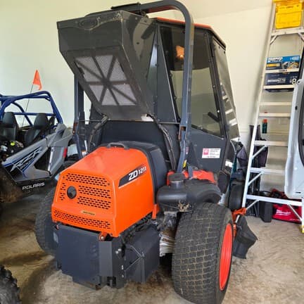 Image of Kubota ZD1211 equipment image 1