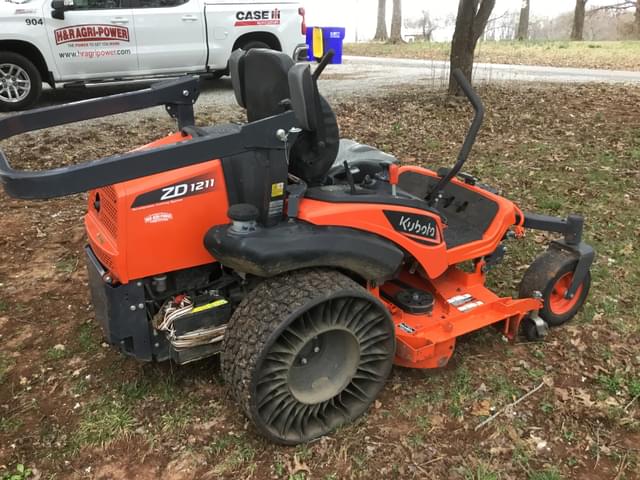 Image of Kubota ZD1211-60 equipment image 1