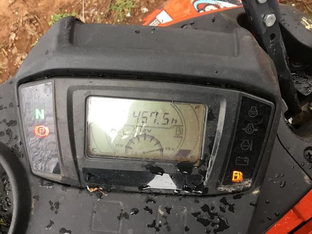 Image of Kubota ZD1211-60 equipment image 4