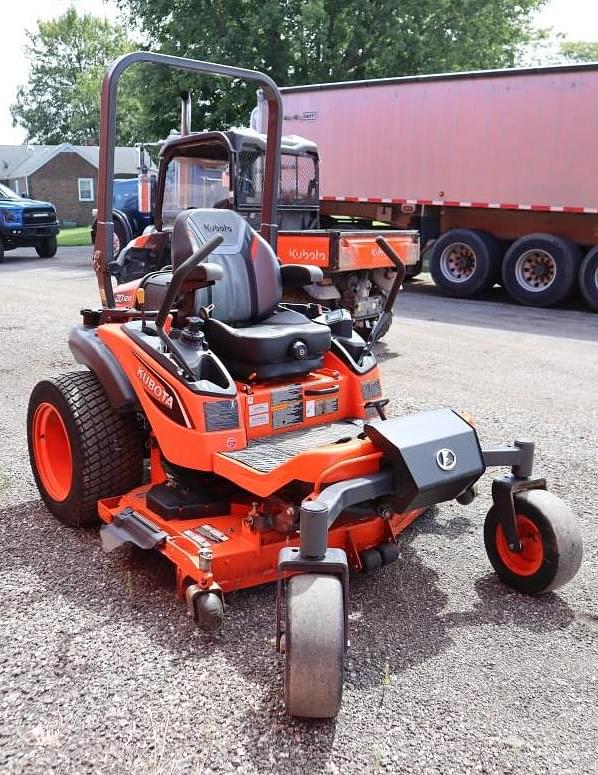 Image of Kubota ZD1211 equipment image 3