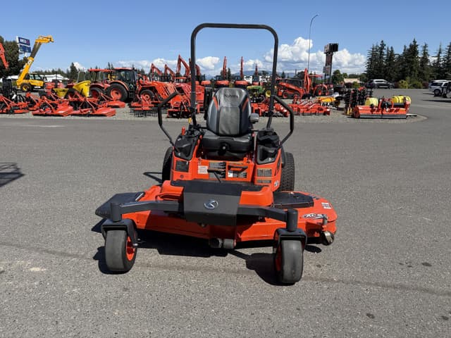 Image of Kubota ZD1211L equipment image 2