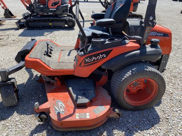 Image of Kubota ZD1211L equipment image 1